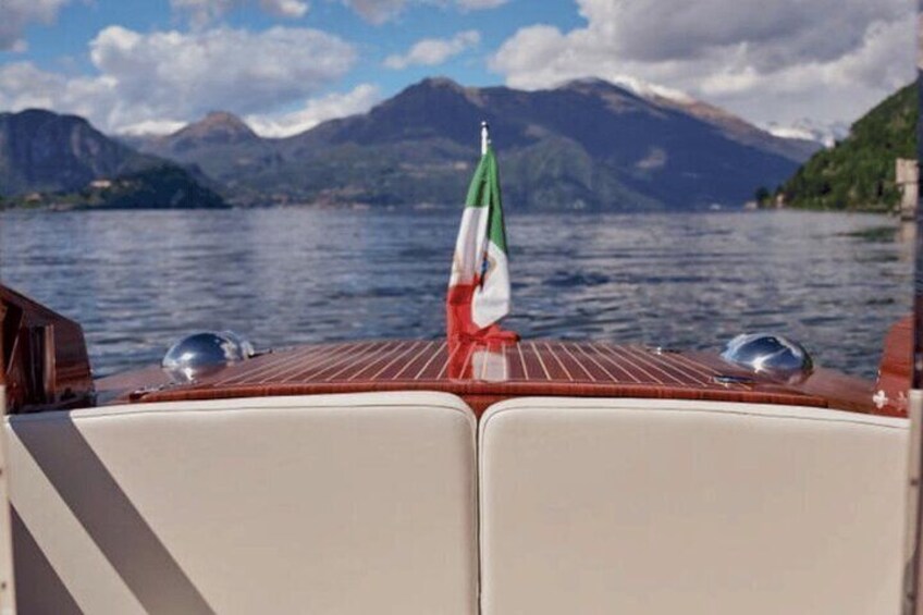 Sunset Shared Boat Tour with Aperitif from Varenna - Bellagio