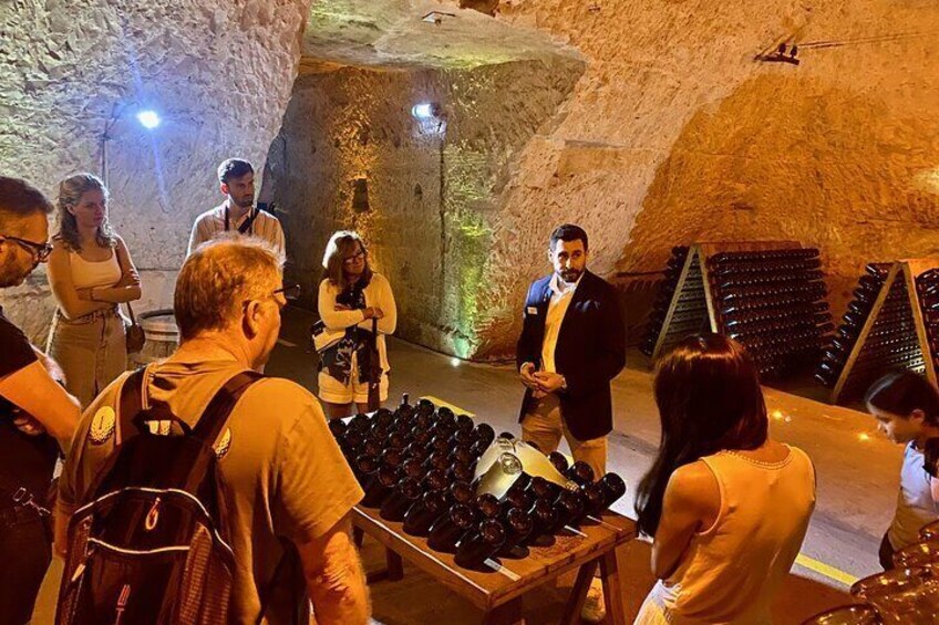 Guided tour by Veuve Clicquot