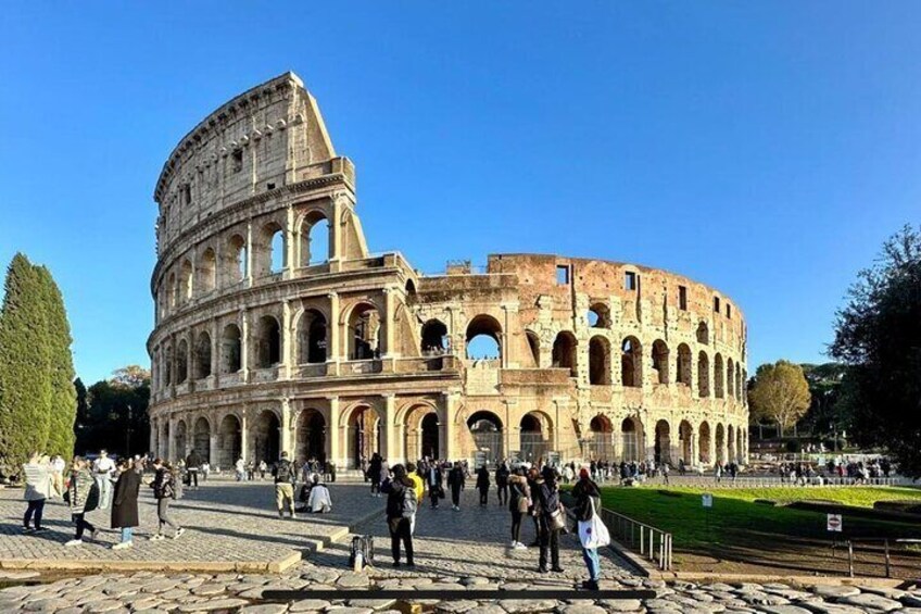 Out view of the Colosseum entrance