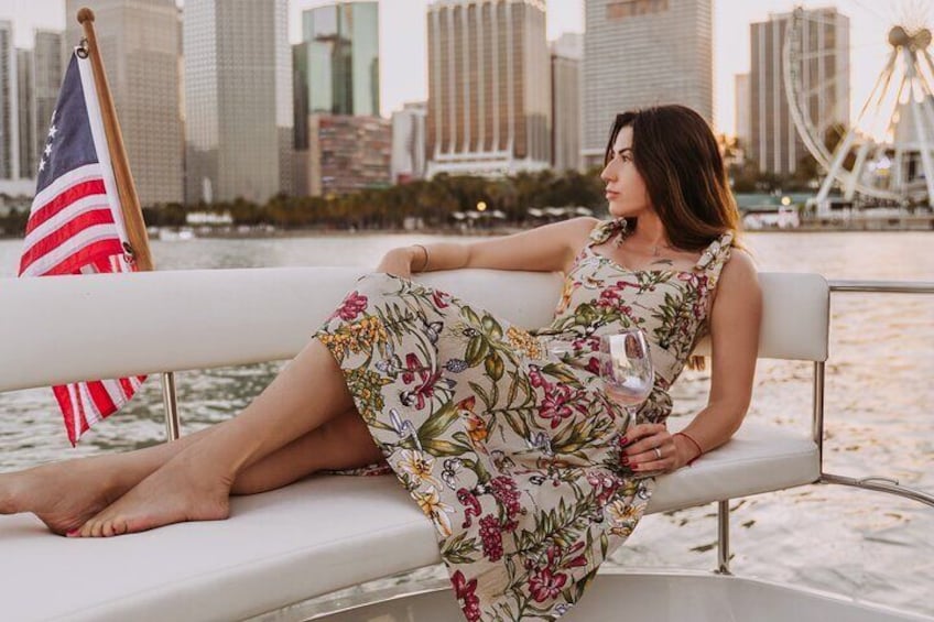 Luxury Private E Boat Cruise with Wine and Charcuterie Board