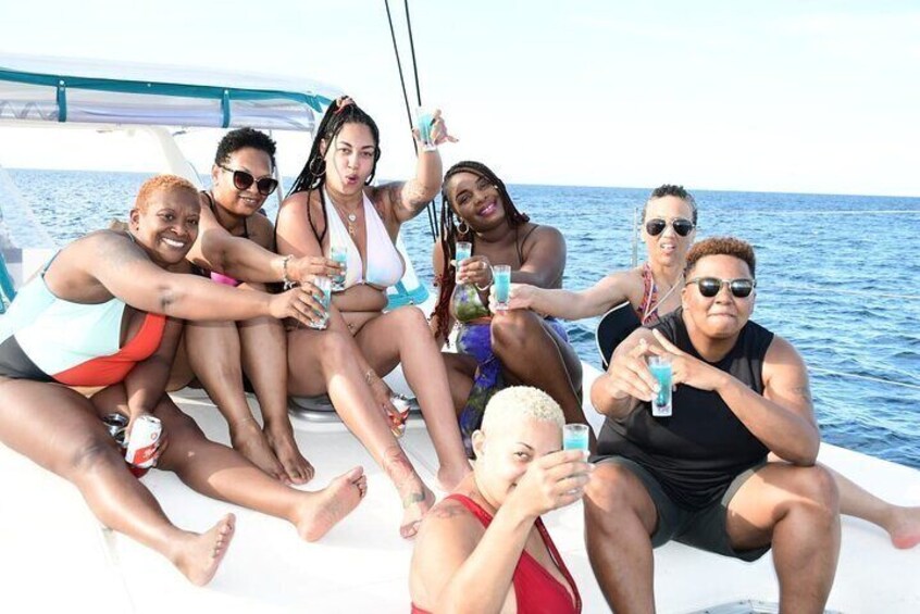 Bamboo Rafting and Catamaran Boat Cruise in Montego Bay