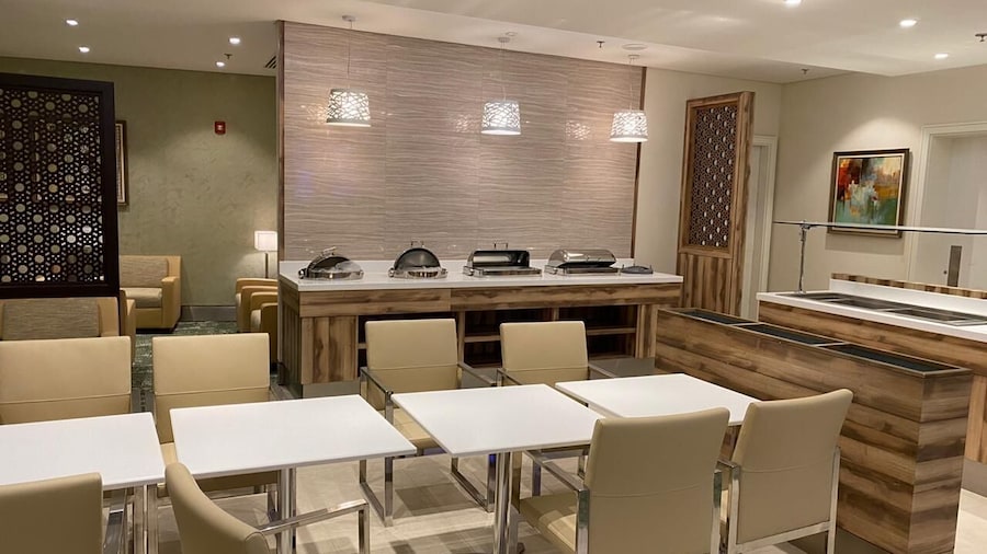 Plaza Premium Lounge at King Abdul Aziz International Airport