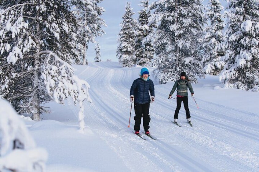 Get to know cross country skiing Saariselkä