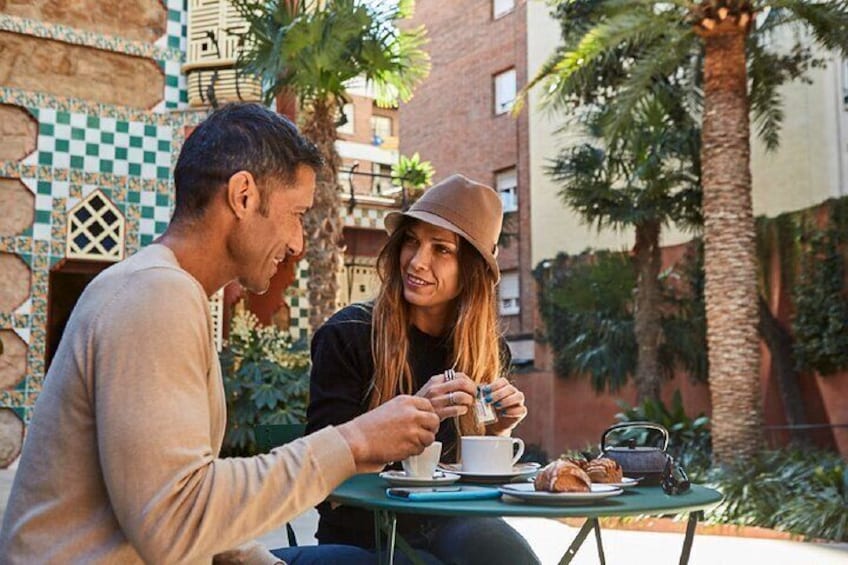 Sweet Gaudi: Casa Vicens Ticket with Chocolate & Churros