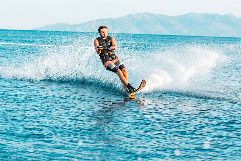 Super Paradise Beach: Water-Ski Experience