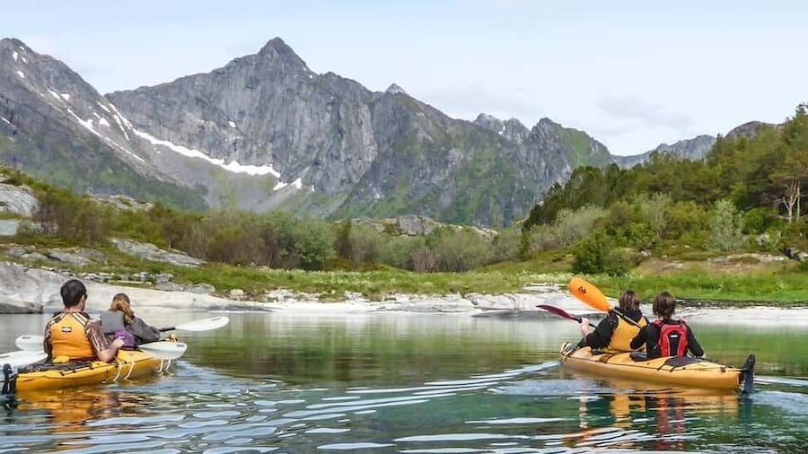 Svolvaer: Sea Kayaking Experience