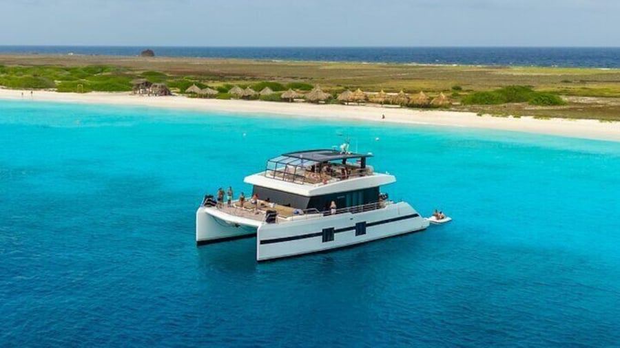 Klein Curaçao Tour on a Catamaran Yacht