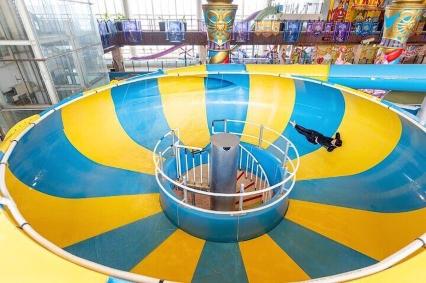 [Indoor Park] Kingball Ride : Enjoy the thrill with enduring centrifugal force!