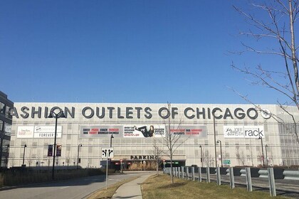 Private Shopping Tour from Chicago to Fashion Outlets of Chicago