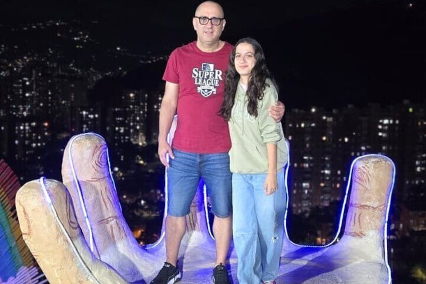 Private Scenic viewpoints tour of Medellin at Night