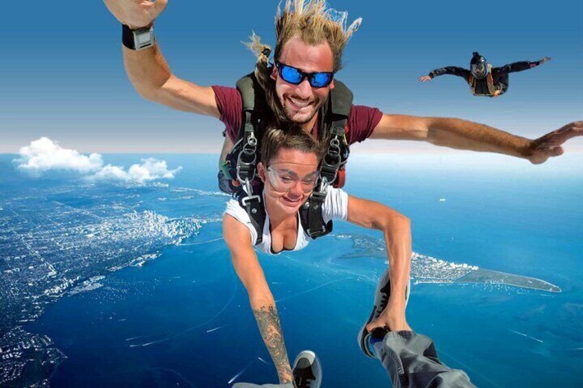 Tandem Skydive Adventure in Florida
