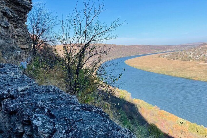 Hiking routes at Tipova