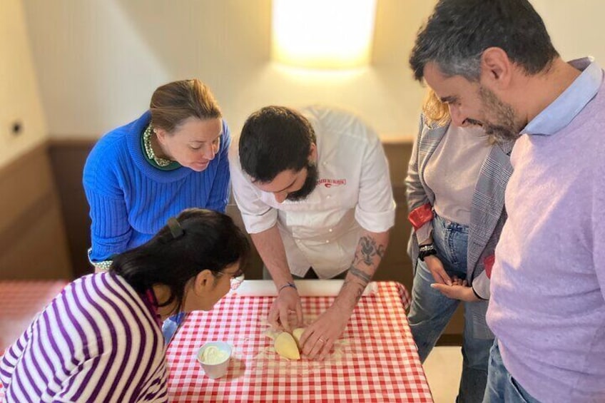 Hand-made Pasta and Tiramisu Cooking Masterclass in Rome