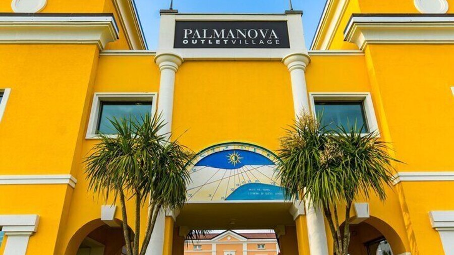 Private Shopping Tour from Trieste Hotels to Palmanova Outlet