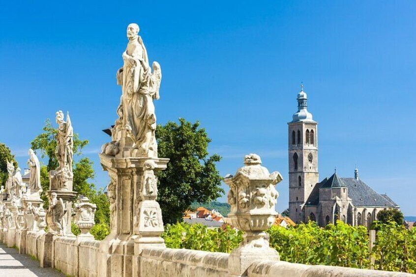 Private Half Day Trip from Prague to Bone Church