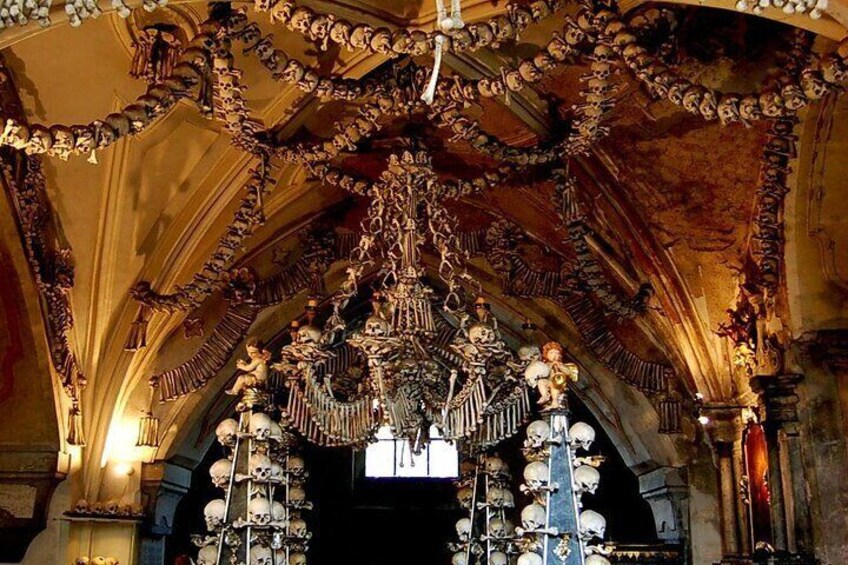 Private Half Day Trip from Prague to Bone Church