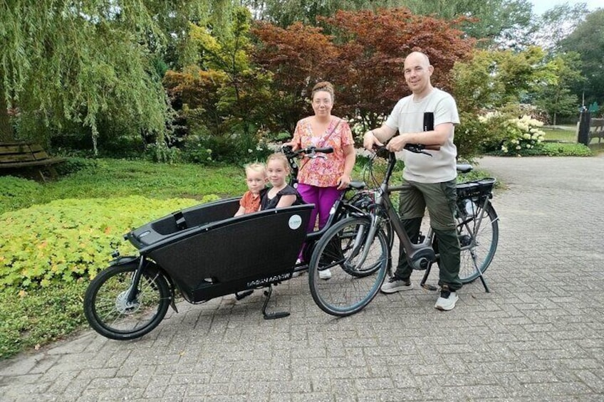 Cargo bike and e-bike
