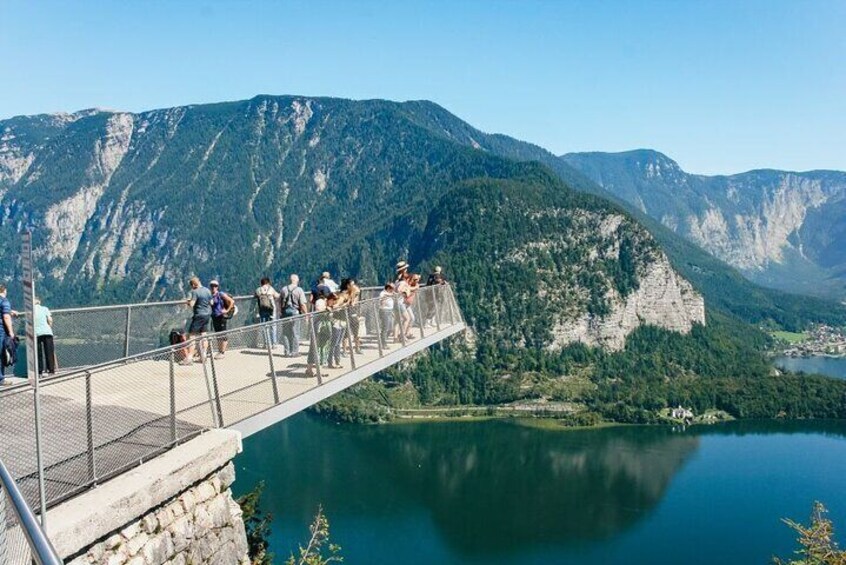 Full Day Round Private Tour to Hallstatt from Vienna