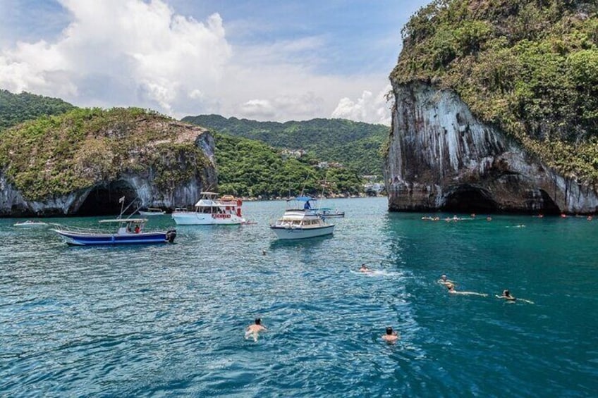 Tour in the Bay of Puerto Vallarta