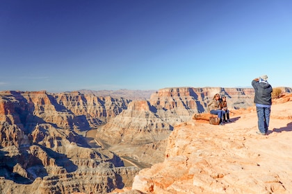 Grand Canyon West Rim dagstur med valfri Skywalk-biljett