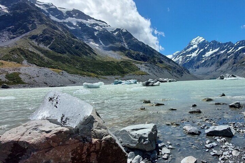 Private Trip: From Queenstown to Mount Cook in Car