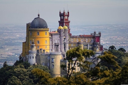 Lisbon: Sintra, Regaleira, Pena, Cabo de Roca and Cascais