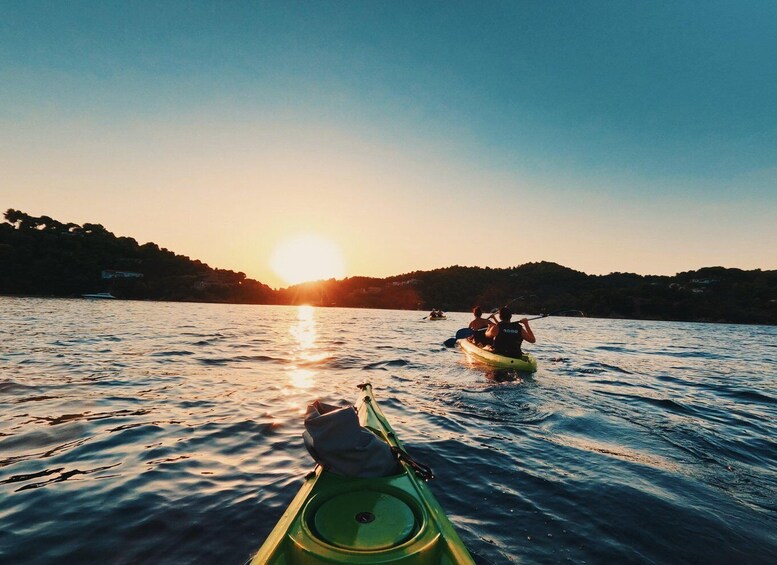 Picture 29 for Activity Skiathos: Guided SUP or Sea Kayaking Tour with Swim Stop