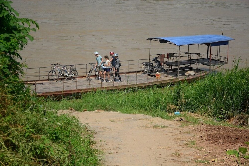 Hanoi Full-Day Bike Tour: City Sights & Co Loa Citadel