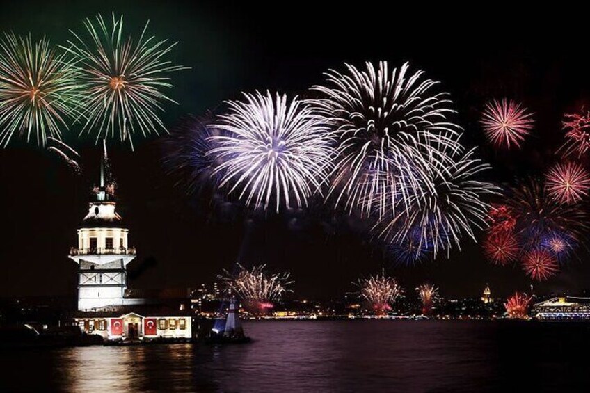 New Year Eve Luxury Yacht Cruise and Fireworks Show on Bosphorus