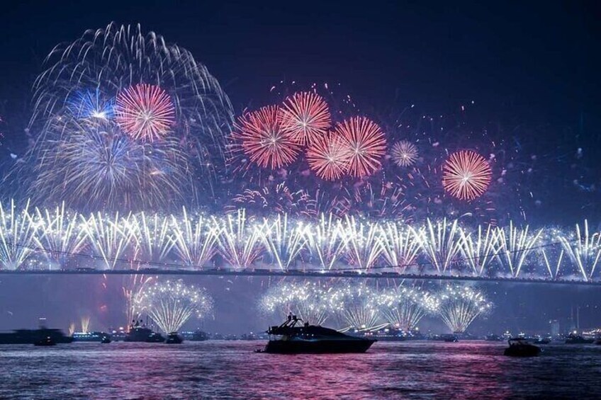 New Year Eve Luxury Yacht Cruise and Fireworks Show on Bosphorus