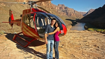 Grand Canyon Flight with Elegant Champagne Picnic