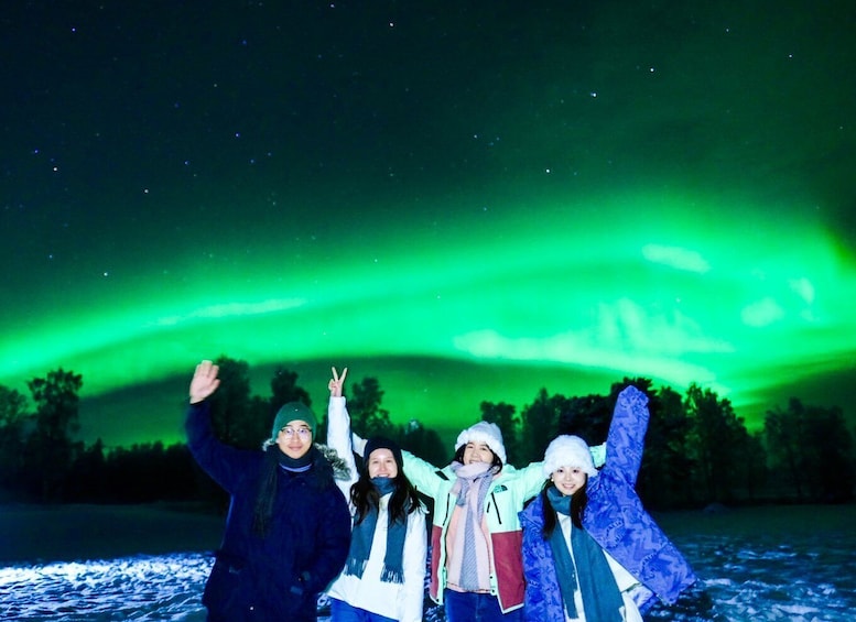 Rovaniemi: Northern Lights Tour with Guaranteed Sightings