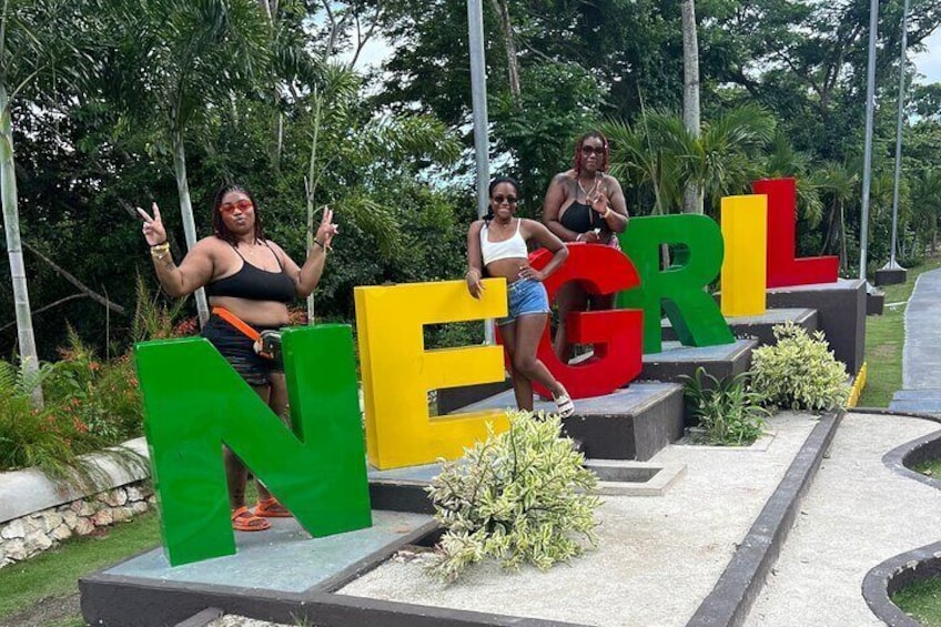 Private Full Day Negril Tour and Shopping From Montego Bay 