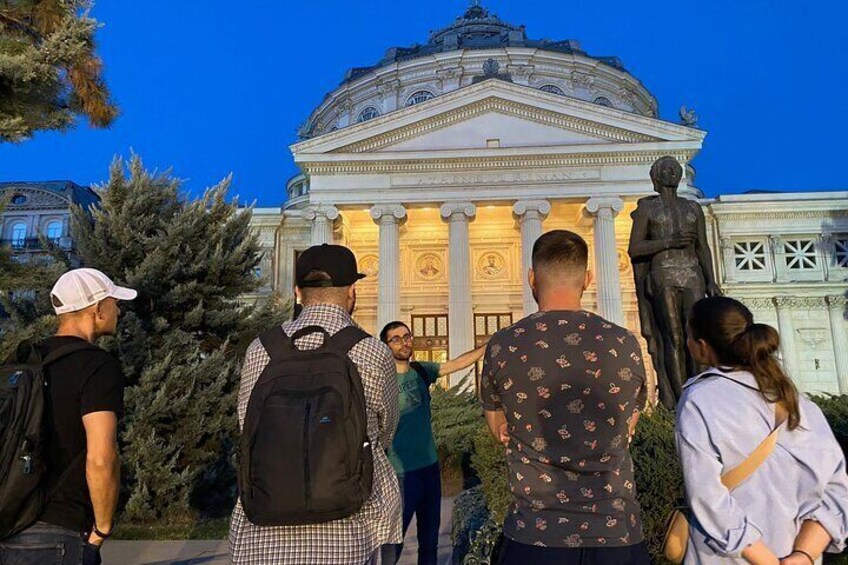  Walking Tour - Delightful Bucharest (Old Town & Victory Avenue)