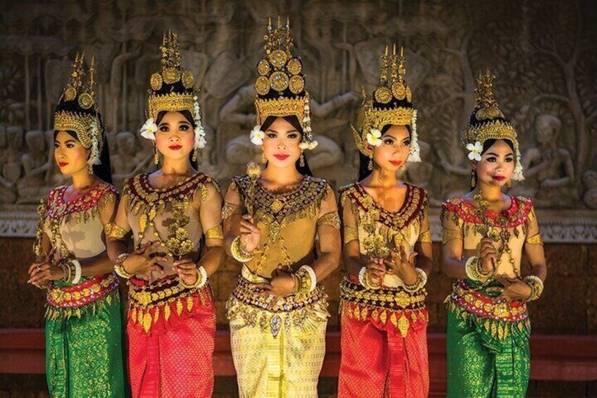 Apsara Dinner Show in Siem Reap (Free Pick Up From Your Hotel)