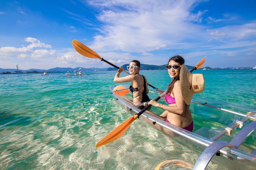 A day at the beach of Coral Island