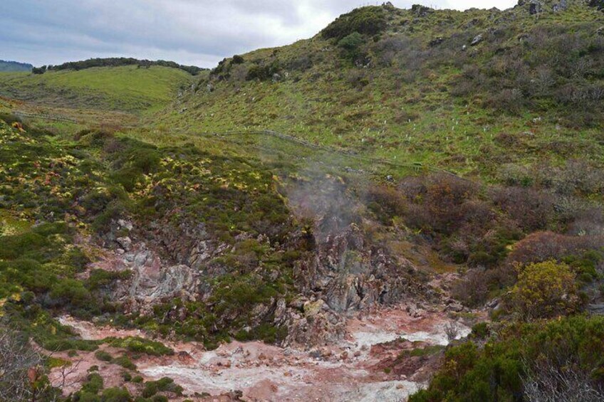 Full Day Lagoons and Volcanoes Tour in Terceira Island