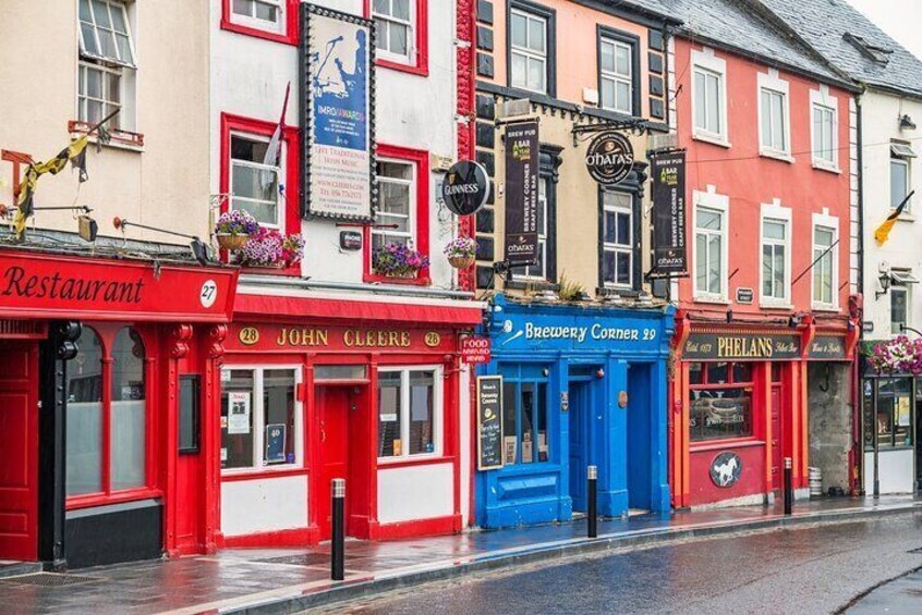 Waterford Crystal and Kilkenny Full-Day Rail Tour from Dublin