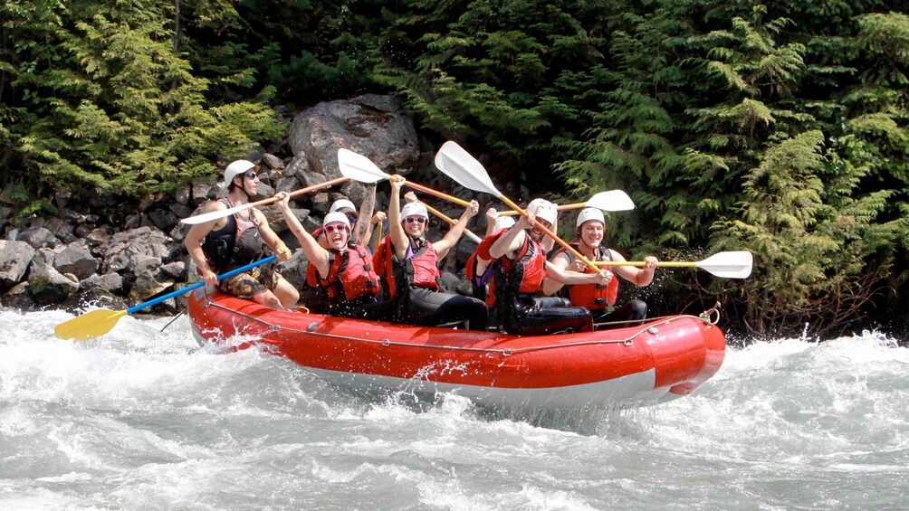 Whitewater Rafting adventure in British Columbia South, CAN