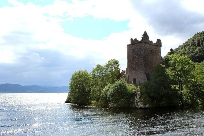 The sparkling beauty of Loch Ness