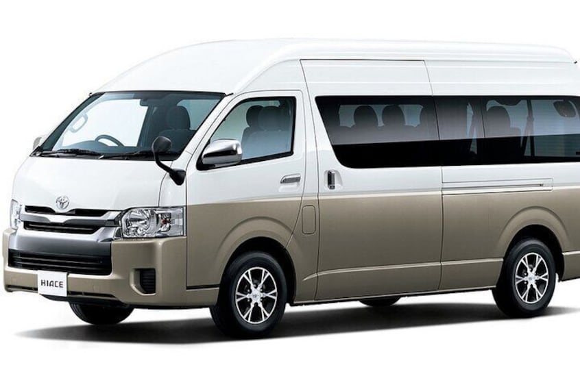 Minibus Middle for 9~12 guests, exterior 