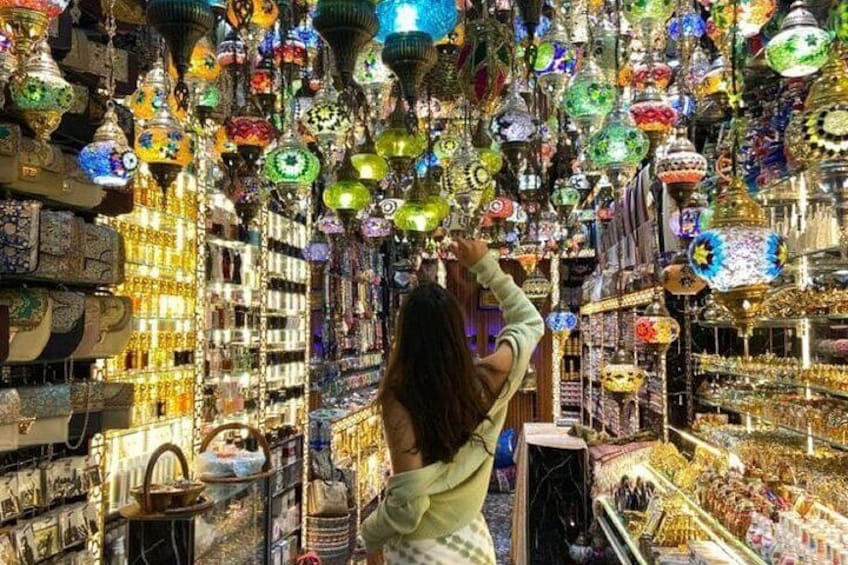 Experience Dubai Gold Souk Shared Shopping Tour