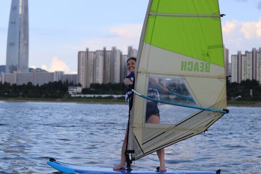 Seoul : E-foiling & Windsurfing Experiences in Han River
