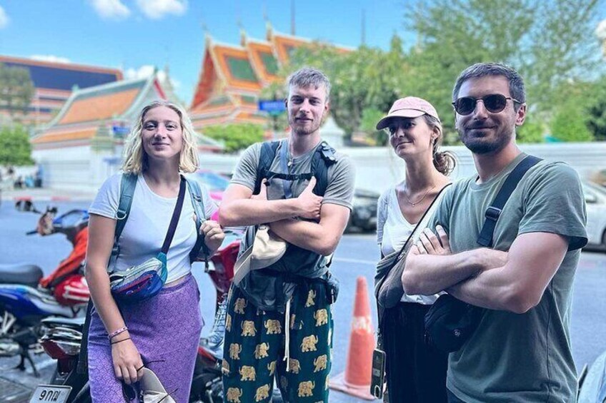 Bangkok temple tour by justxplore