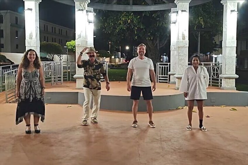 Monumental Salsa Class in Old San Juan (Beginners)