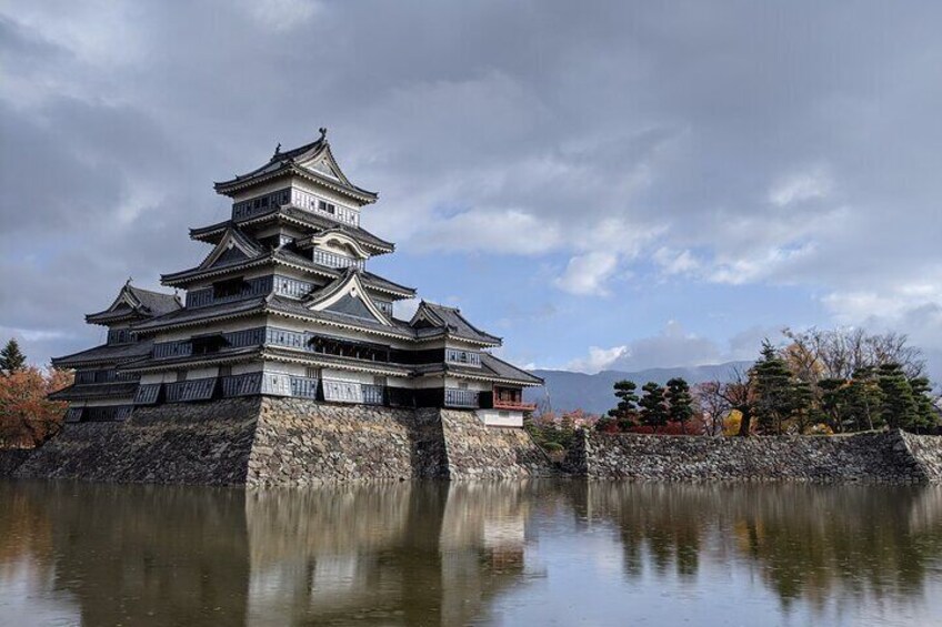 Matsumoto Castle Tour & Samurai Experience