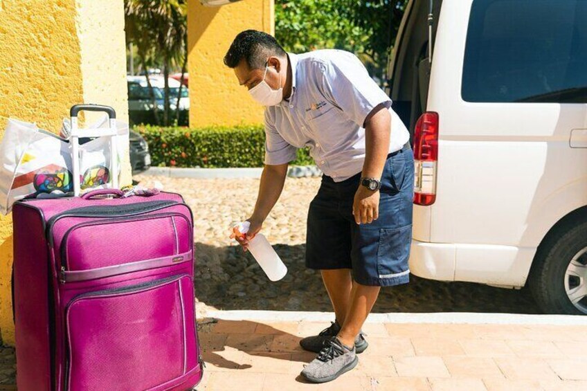 Transportación del Aeropuerto Puerto Escondido al hotel