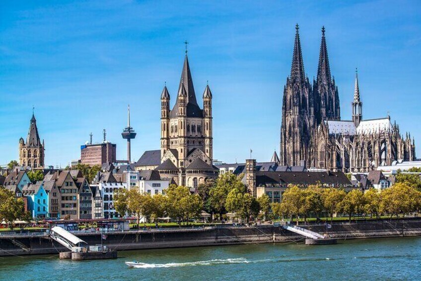 Cologne: Self-Guided City Walking Tour with Audio Guide