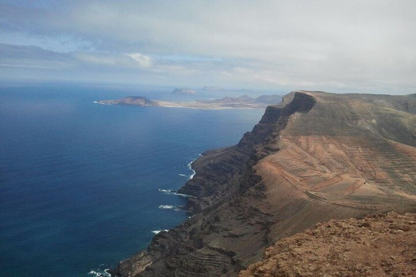 Famara Cliffs & La Graciosa 