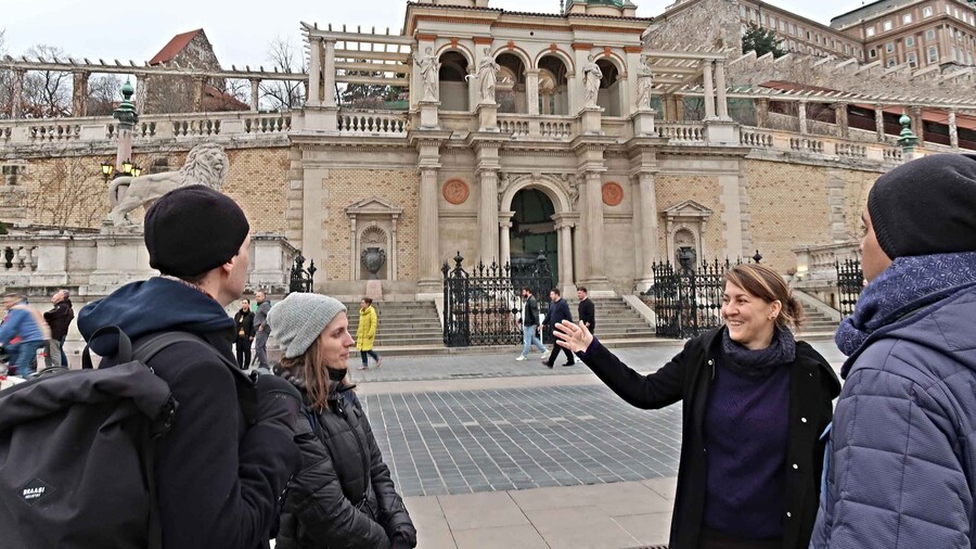 Buda Castle Walking Tour: A Kingdom of Many Nations